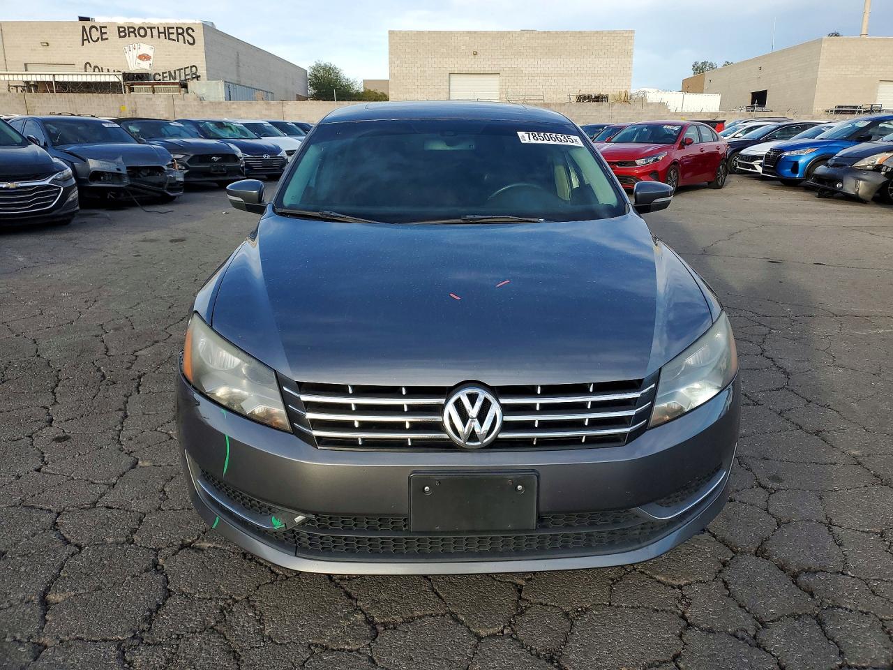 2014 VOLKSWAGEN PASSAT SE photo 9