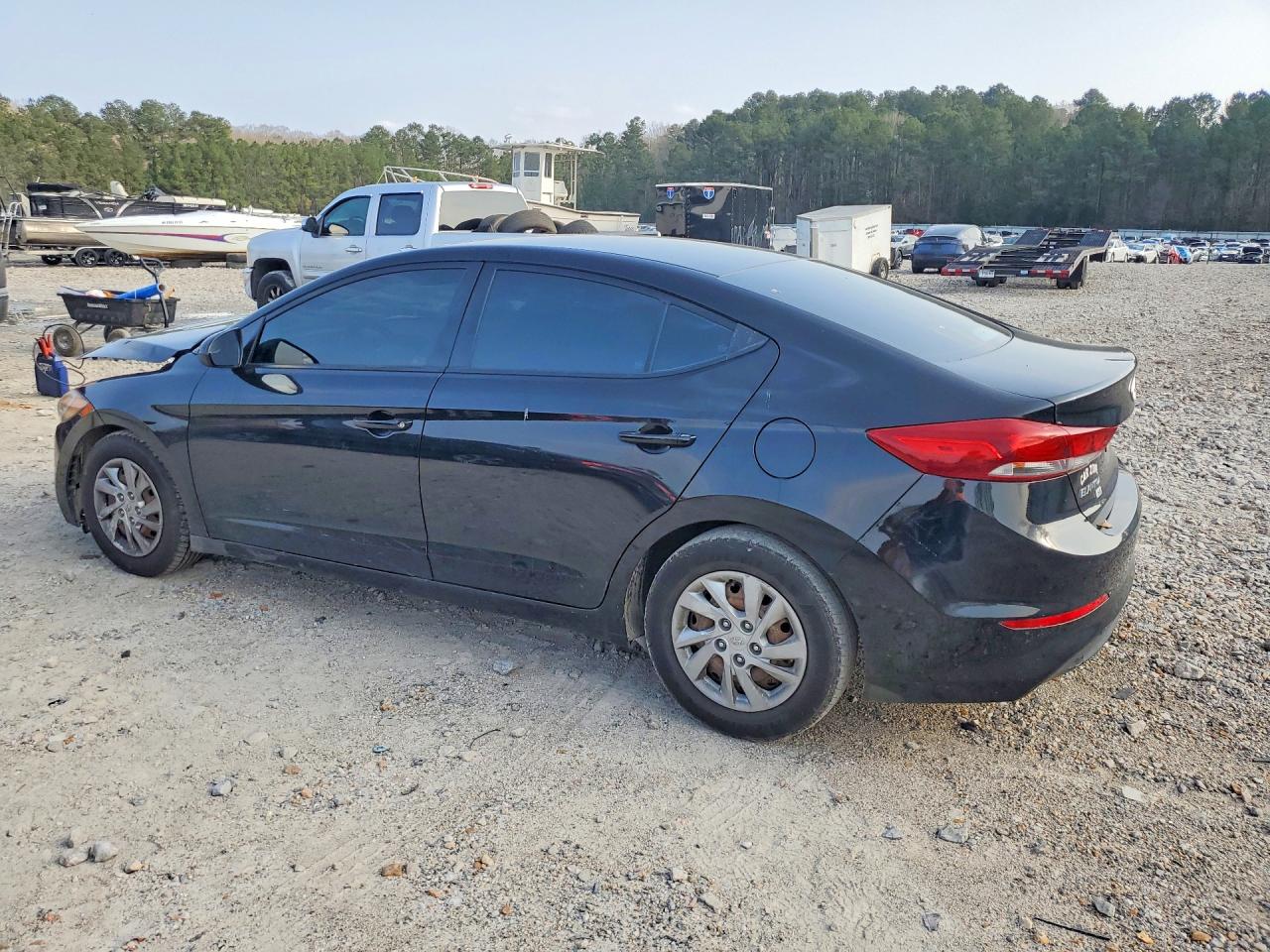 2018 HYUNDAI ELANTRA SE photo 2
