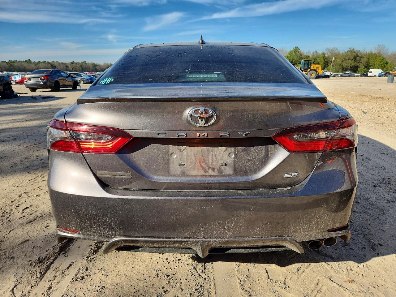 2024 TOYOTA CAMRY SE photo 16