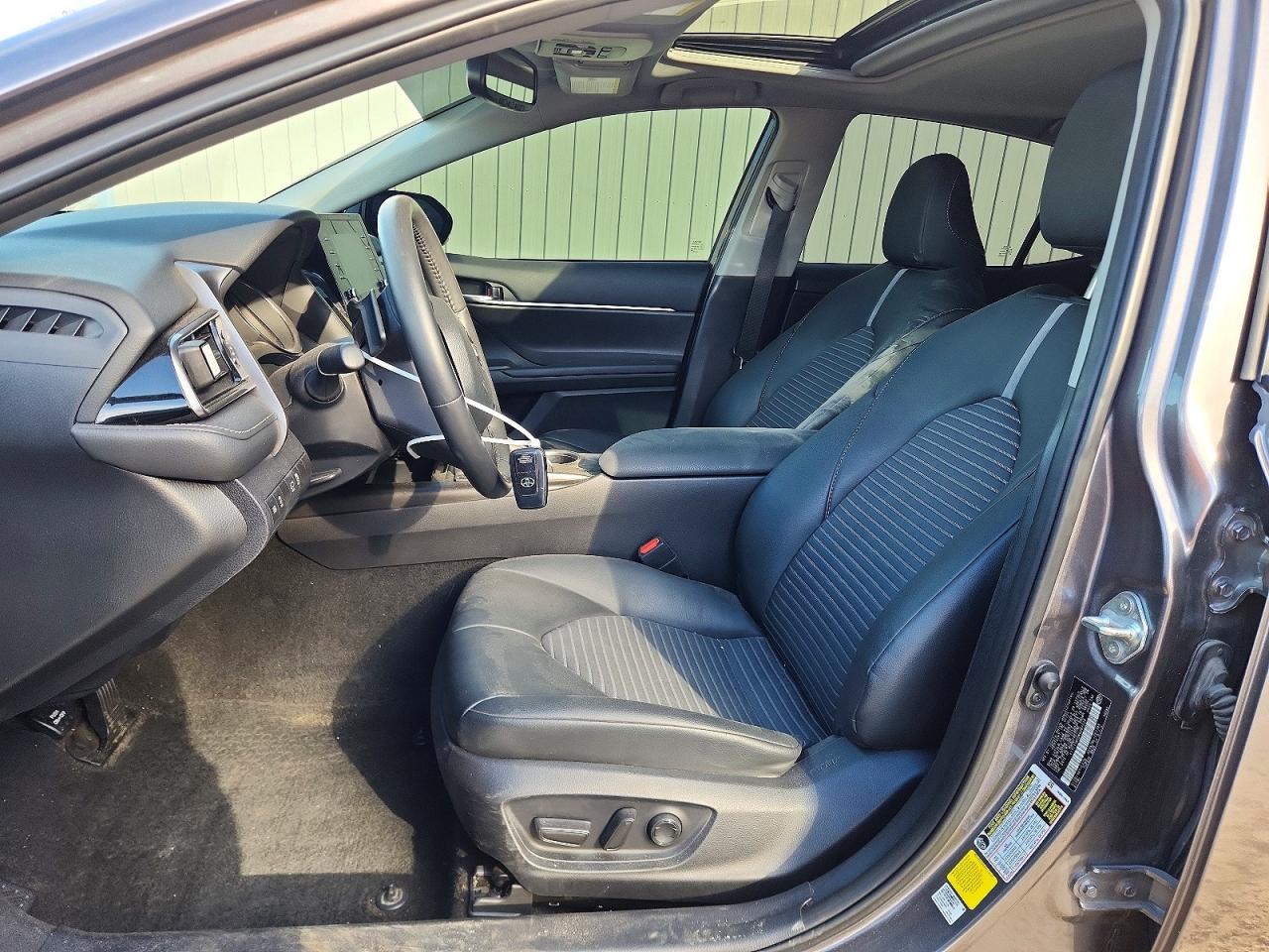 2024 TOYOTA CAMRY SE photo 19