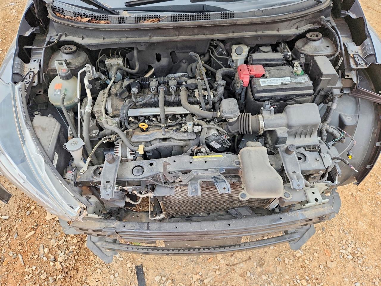 2018 NISSAN KICKS SV photo 34