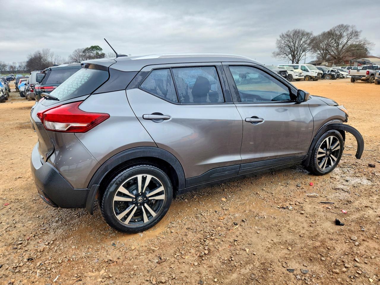 2018 NISSAN KICKS SV photo 7
