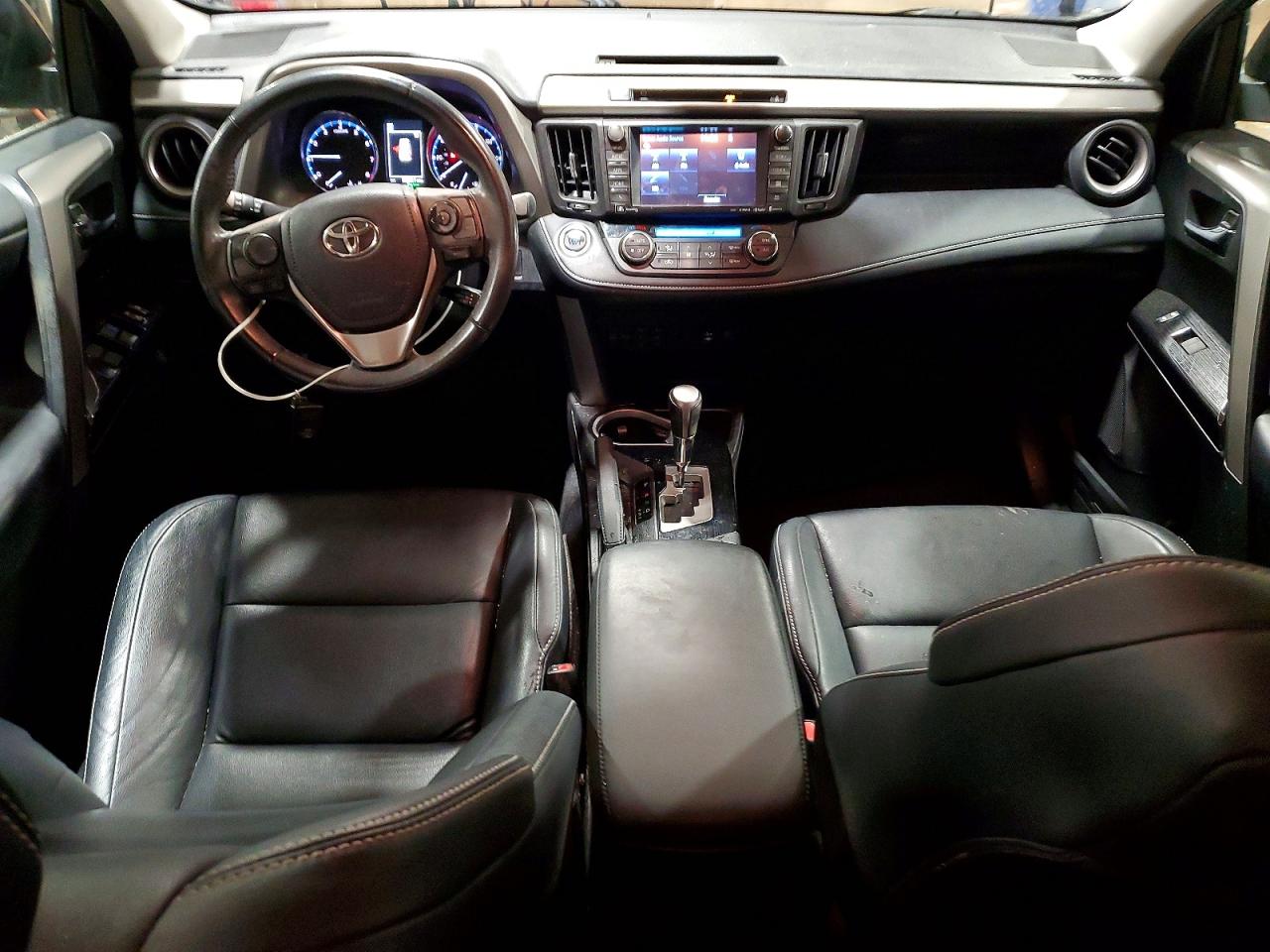 2016 TOYOTA RAV4 LIMITED photo 8