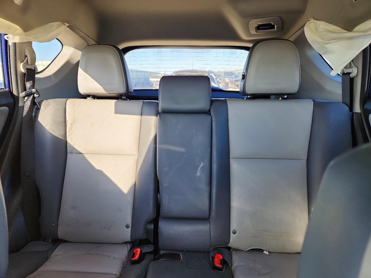 2015 TOYOTA RAV4 LIMITED photo 28