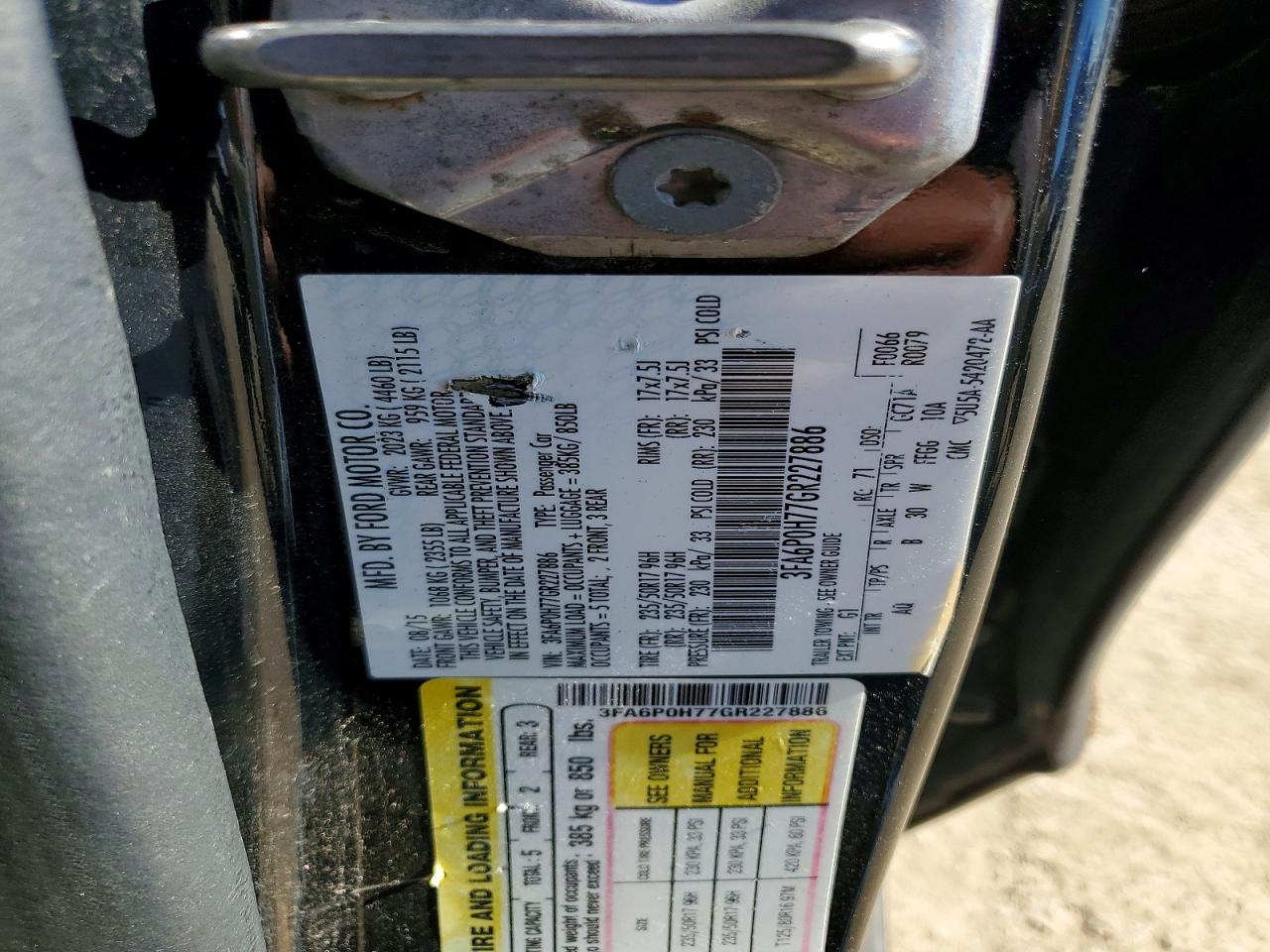 2016 FORD FUSION SE photo 13
