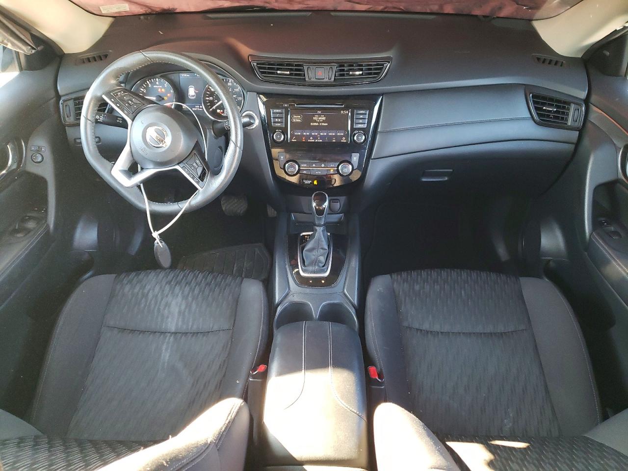 2020 NISSAN ROGUE SV photo 8