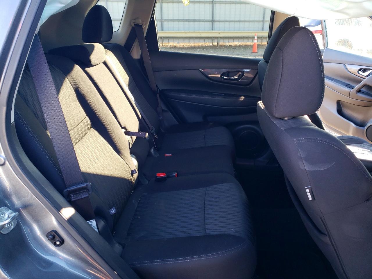 2020 NISSAN ROGUE SV photo 11