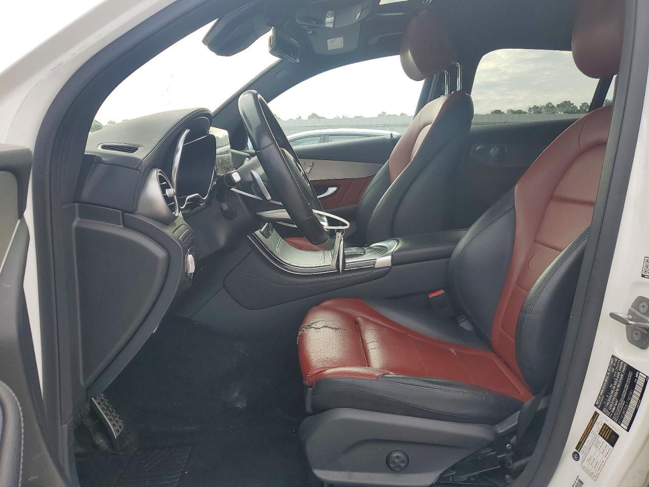 2020 MERCEDES-BENZ GLC COUPE 300 4MATIC photo 7