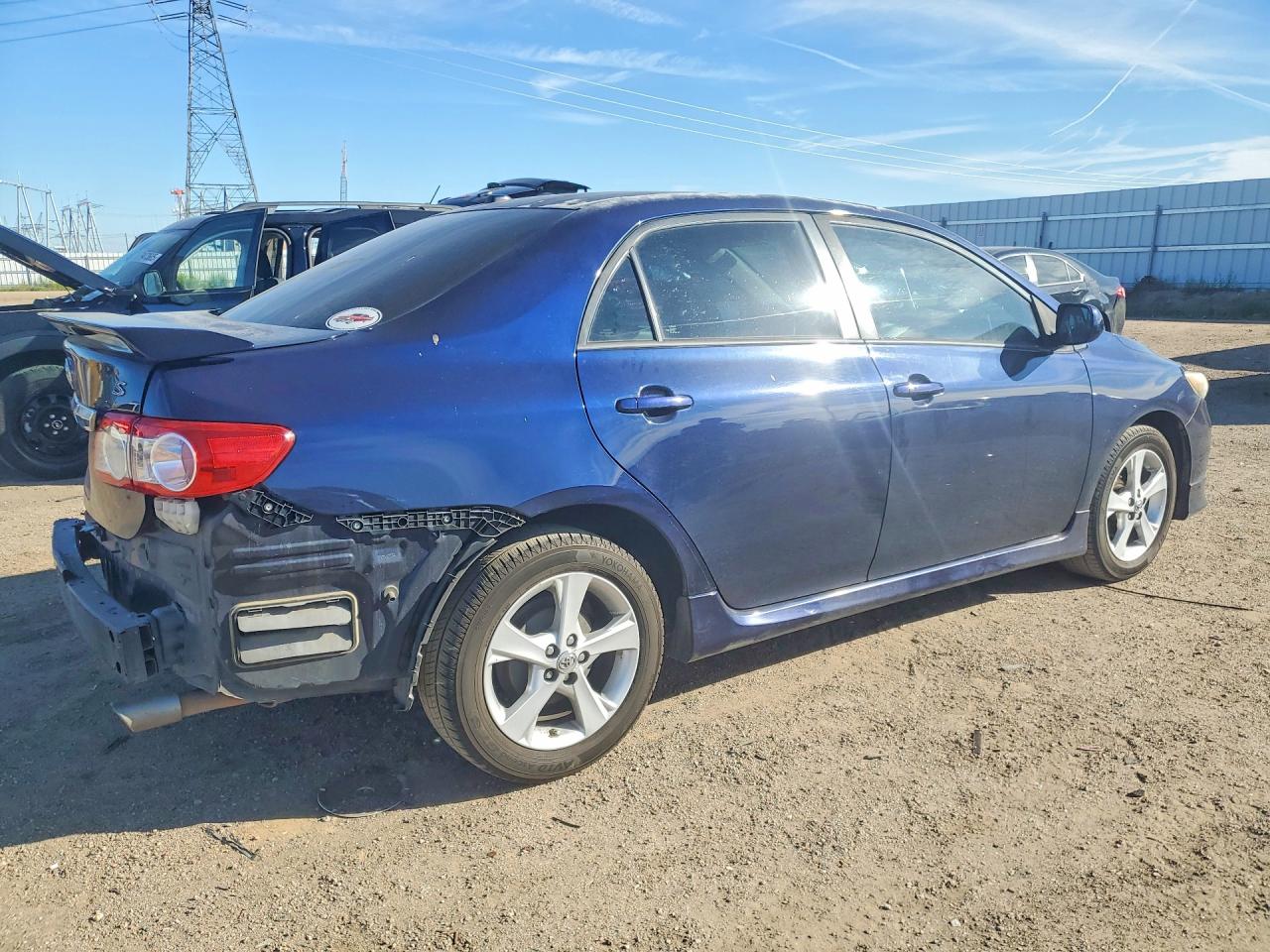 2012 TOYOTA COROLLA S photo 5