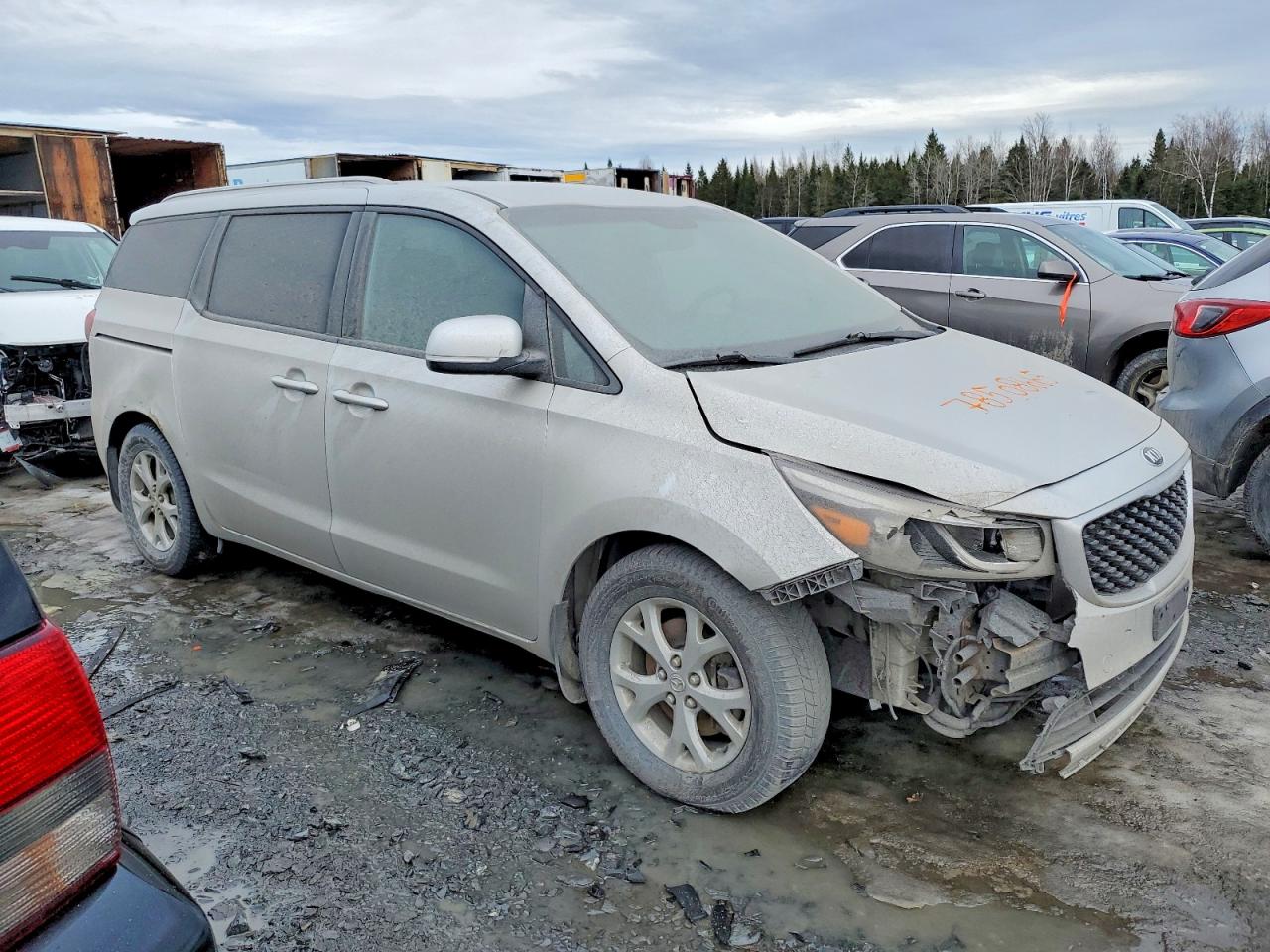 2017 KIA SEDONA photo 7