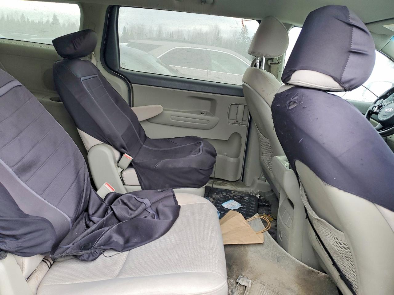 2017 KIA SEDONA photo 21