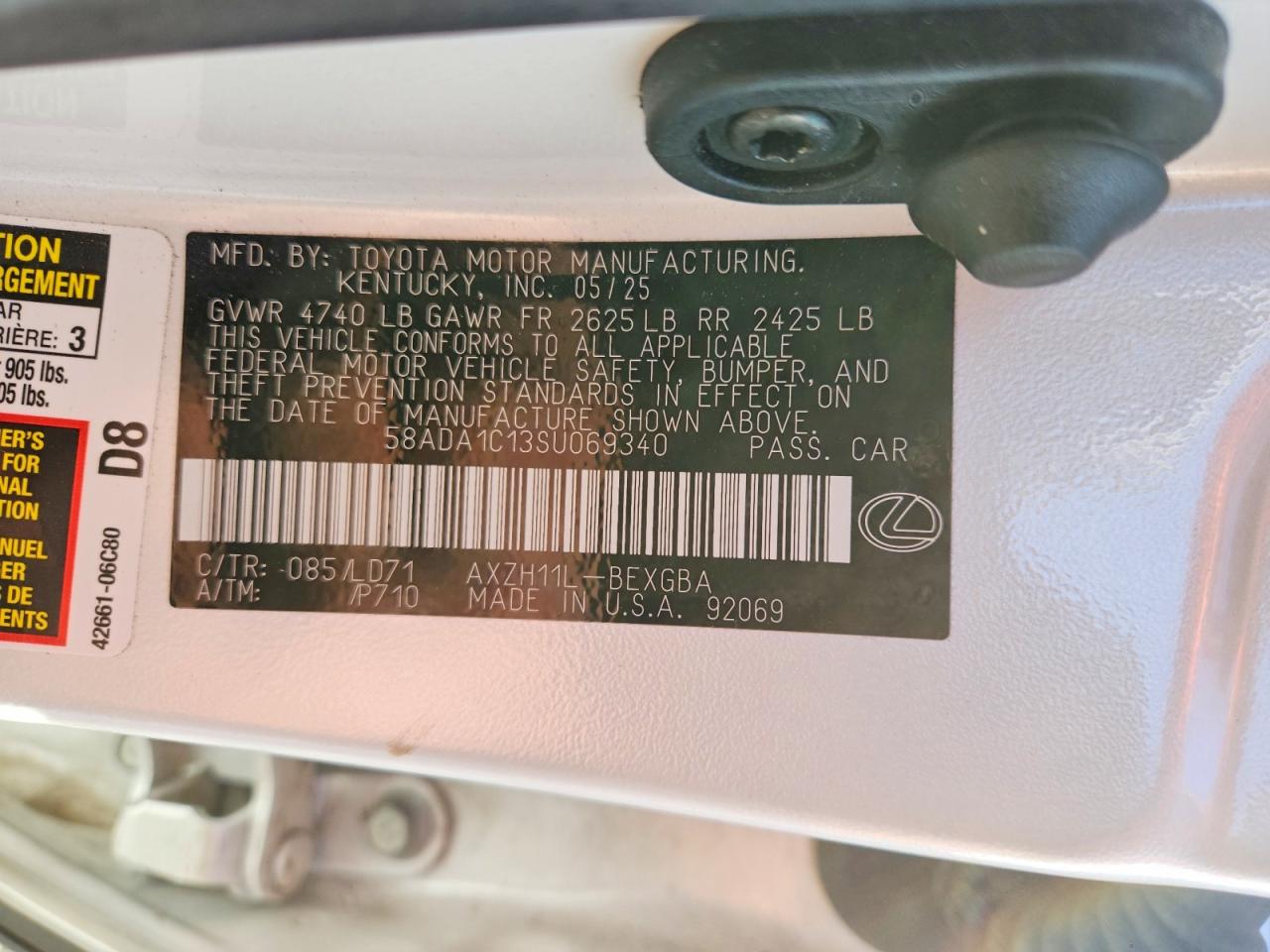 2025 LEXUS ES 300H BASE photo 12