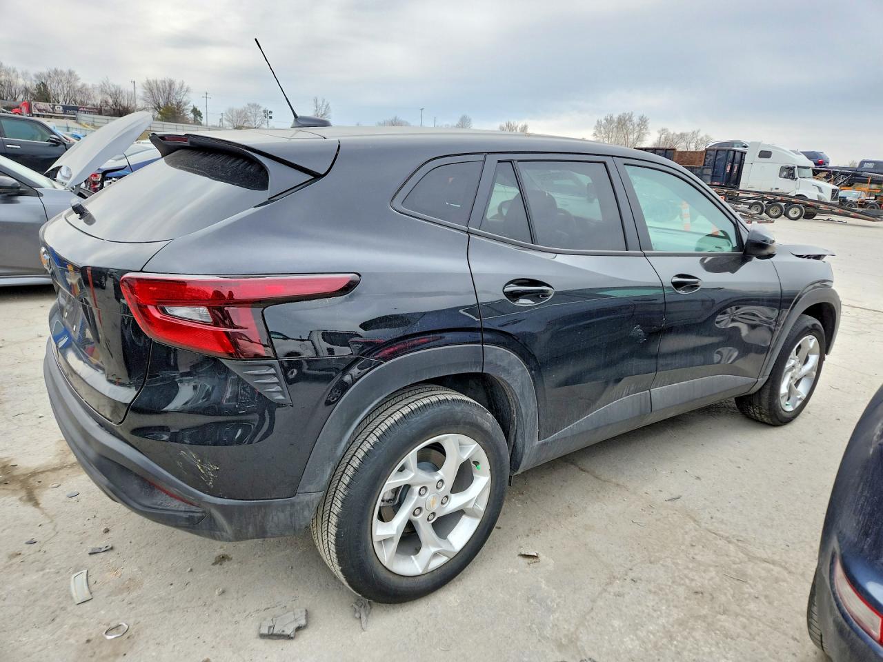 2025 CHEVROLET TRAX LS photo 7