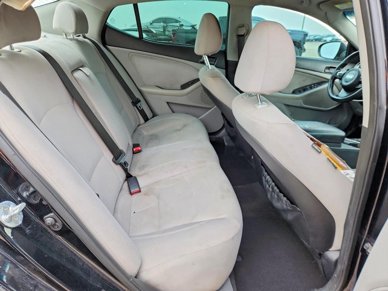 2015 KIA OPTIMA LX photo 28