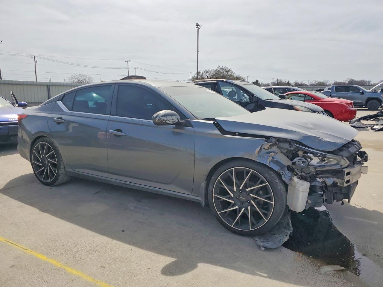 2019 NISSAN ALTIMA 2.5 SR photo 7