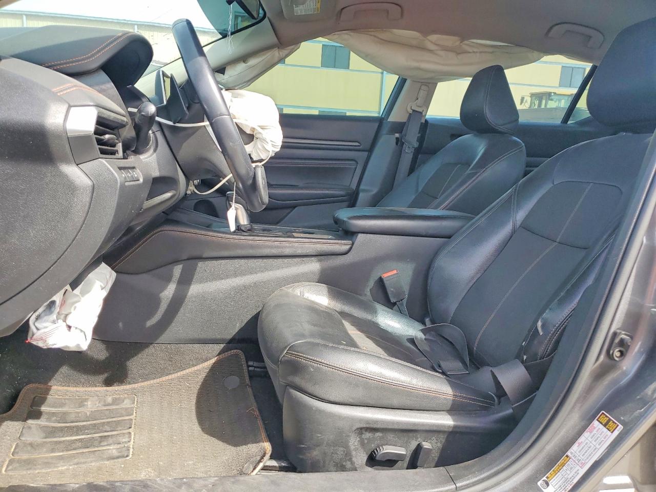 2019 NISSAN ALTIMA 2.5 SR photo 13