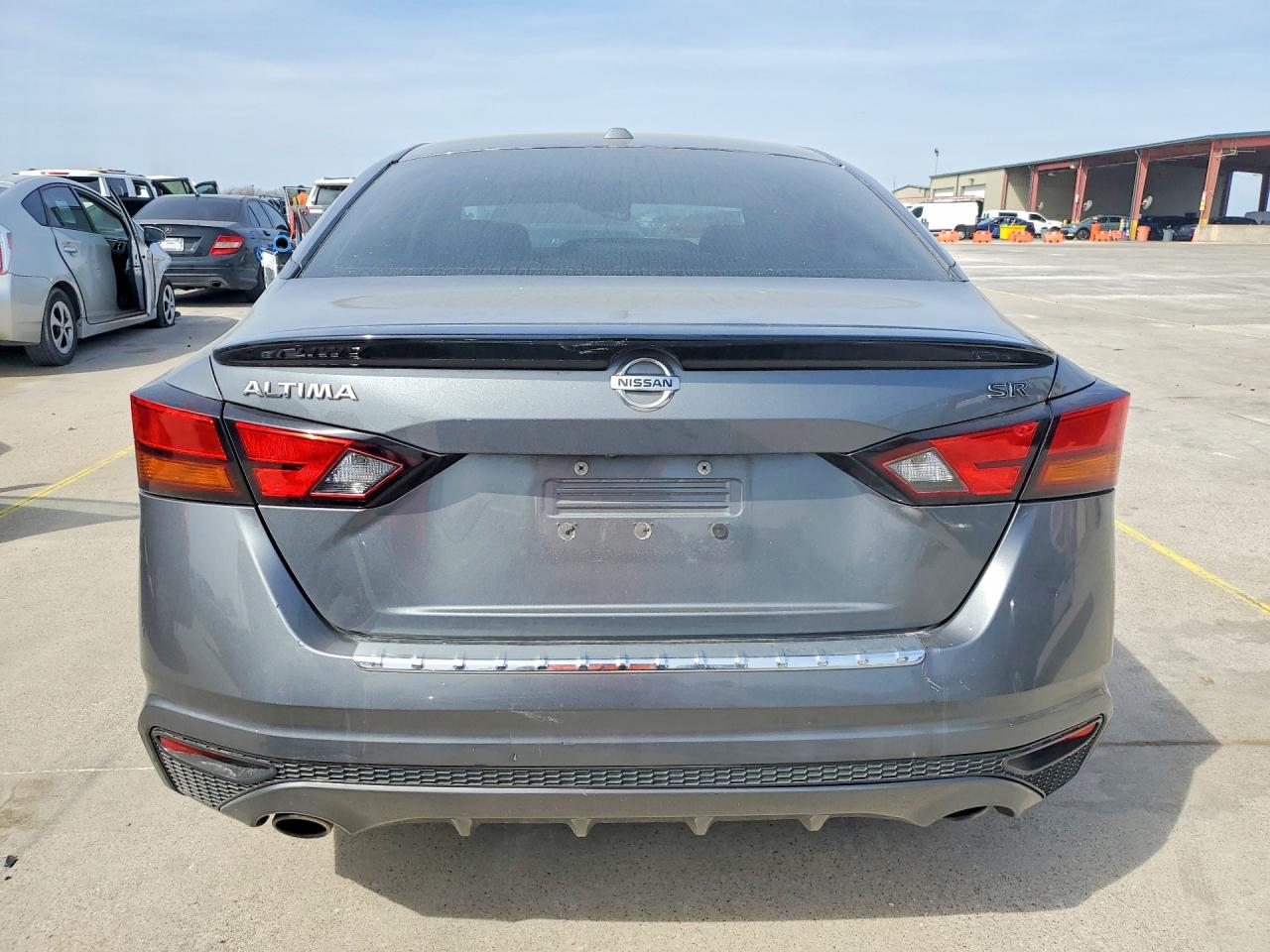 2019 NISSAN ALTIMA 2.5 SR photo 11
