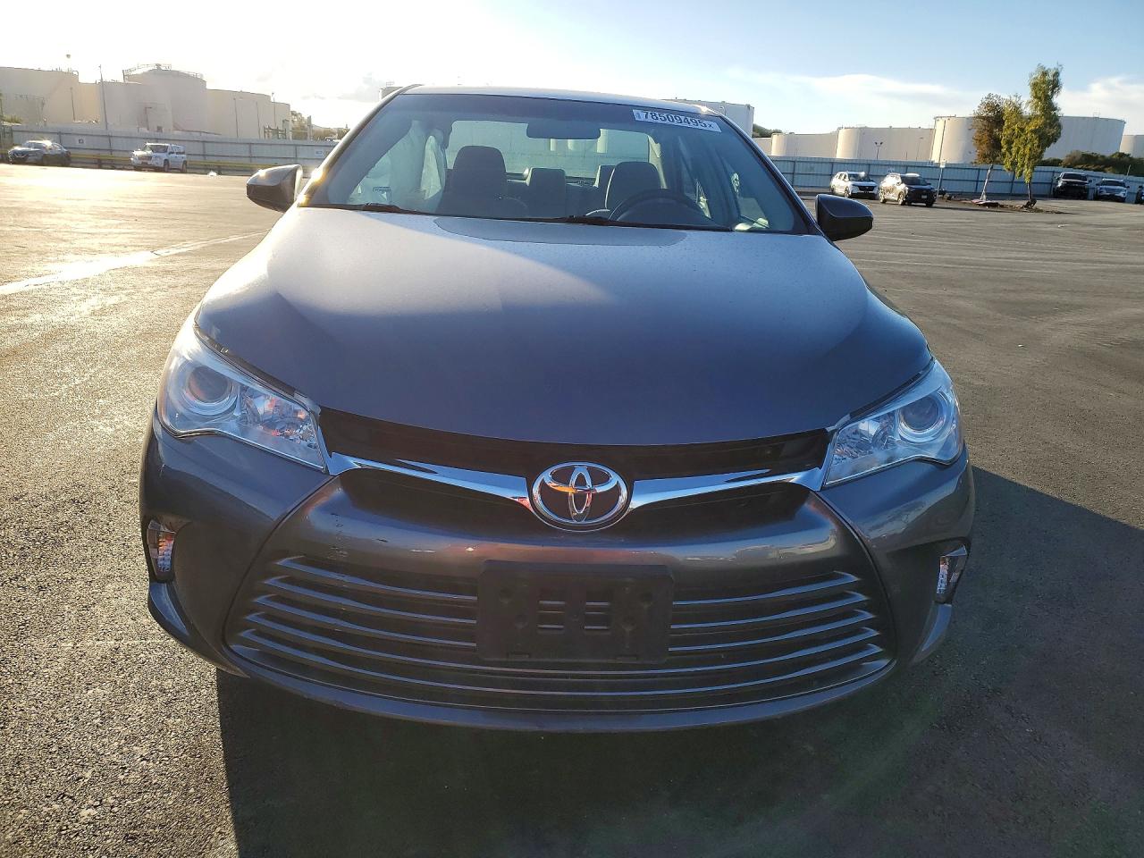 2017 TOYOTA CAMRY LE photo 5