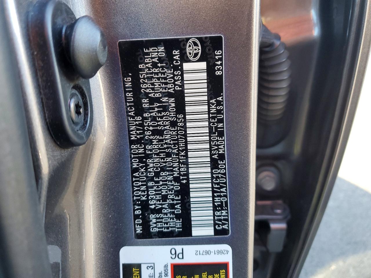 2017 TOYOTA CAMRY LE photo 12