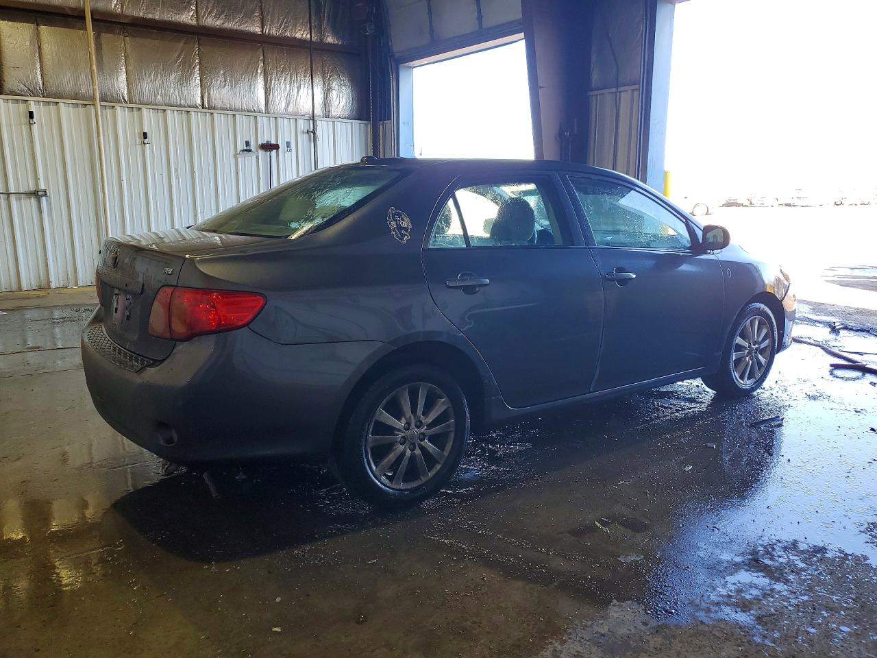 2009 TOYOTA COROLLA LE photo 3