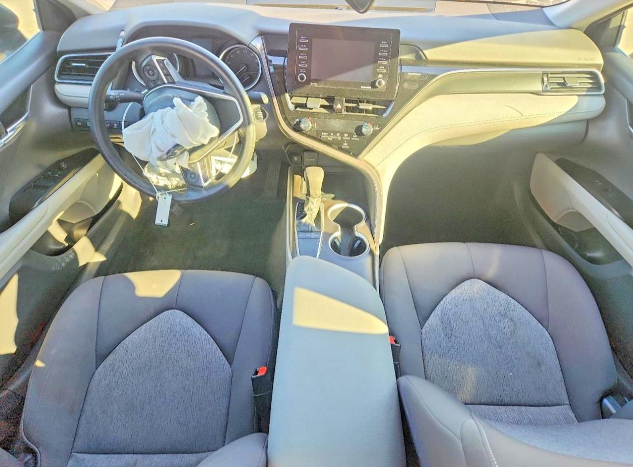 2023 TOYOTA CAMRY LE photo 15