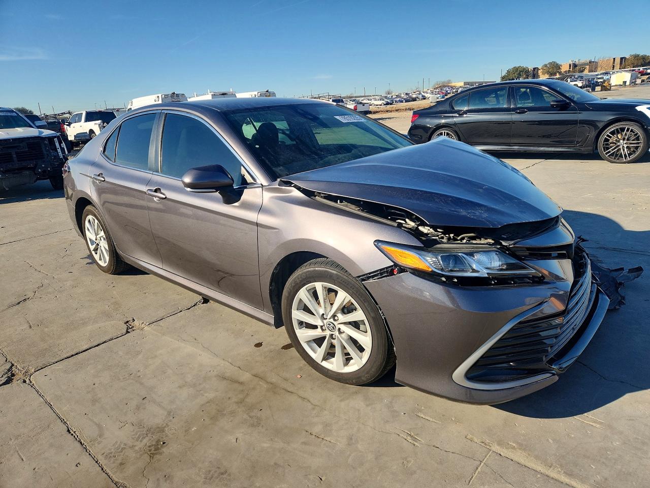 2023 TOYOTA CAMRY LE photo 7