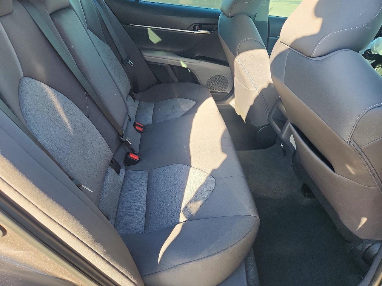 2023 TOYOTA CAMRY LE photo 19
