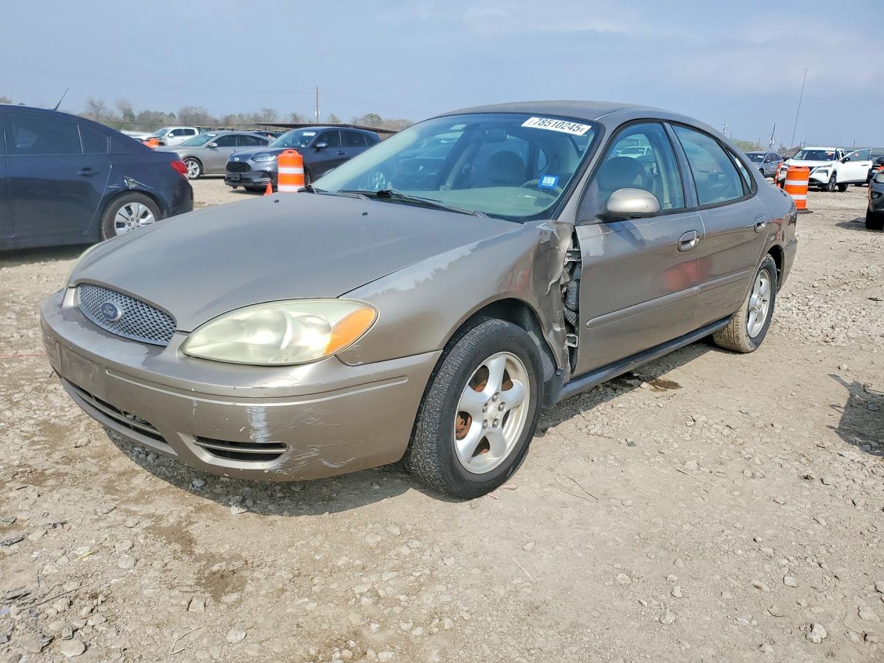 2004 FORD TAURUS