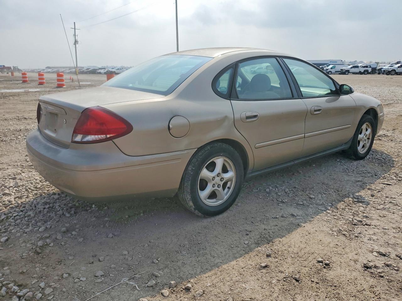 2004 FORD TAURUS SES photo 5
