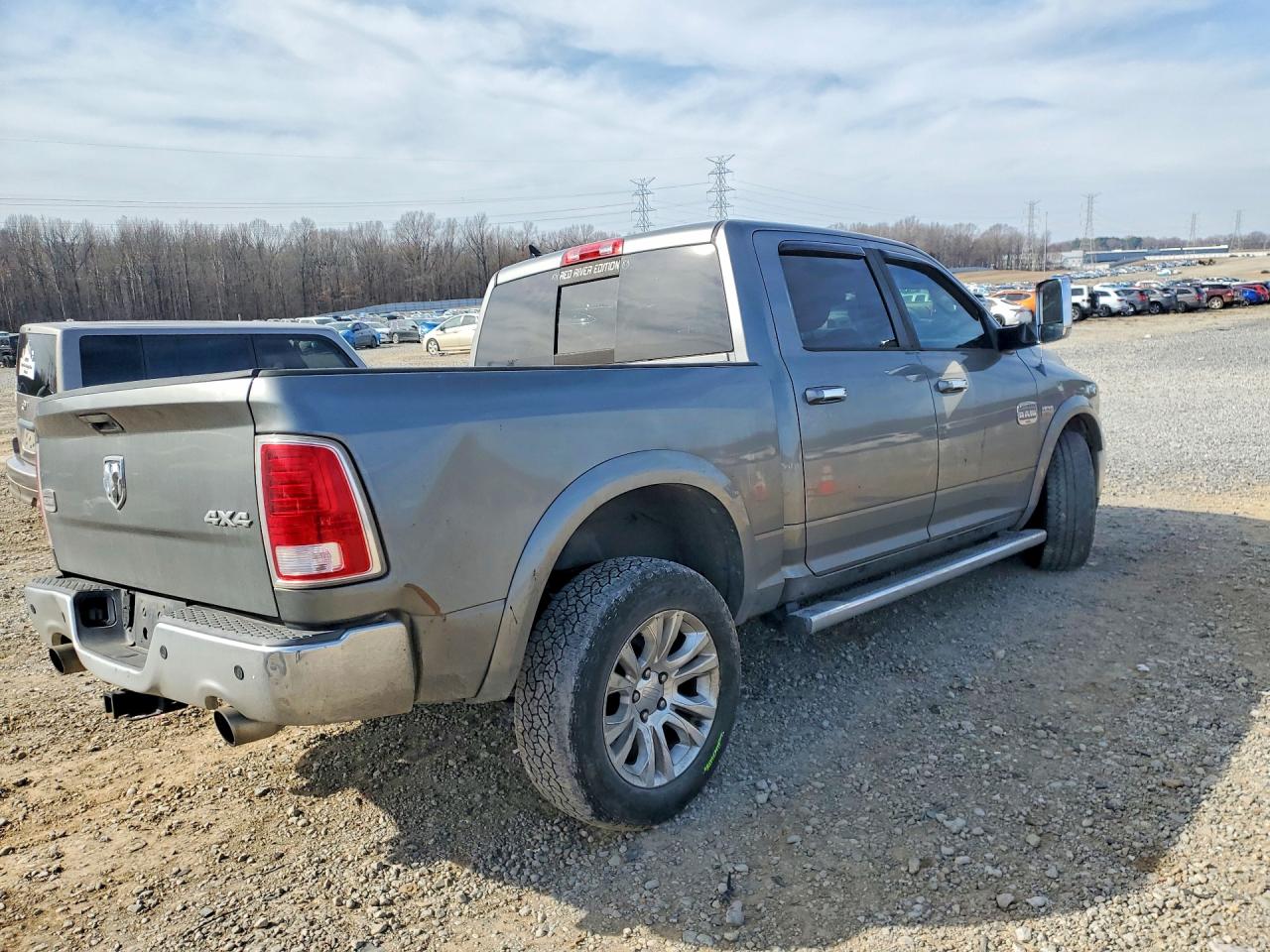 2013 RAM 1500 LONGHORN photo 3
