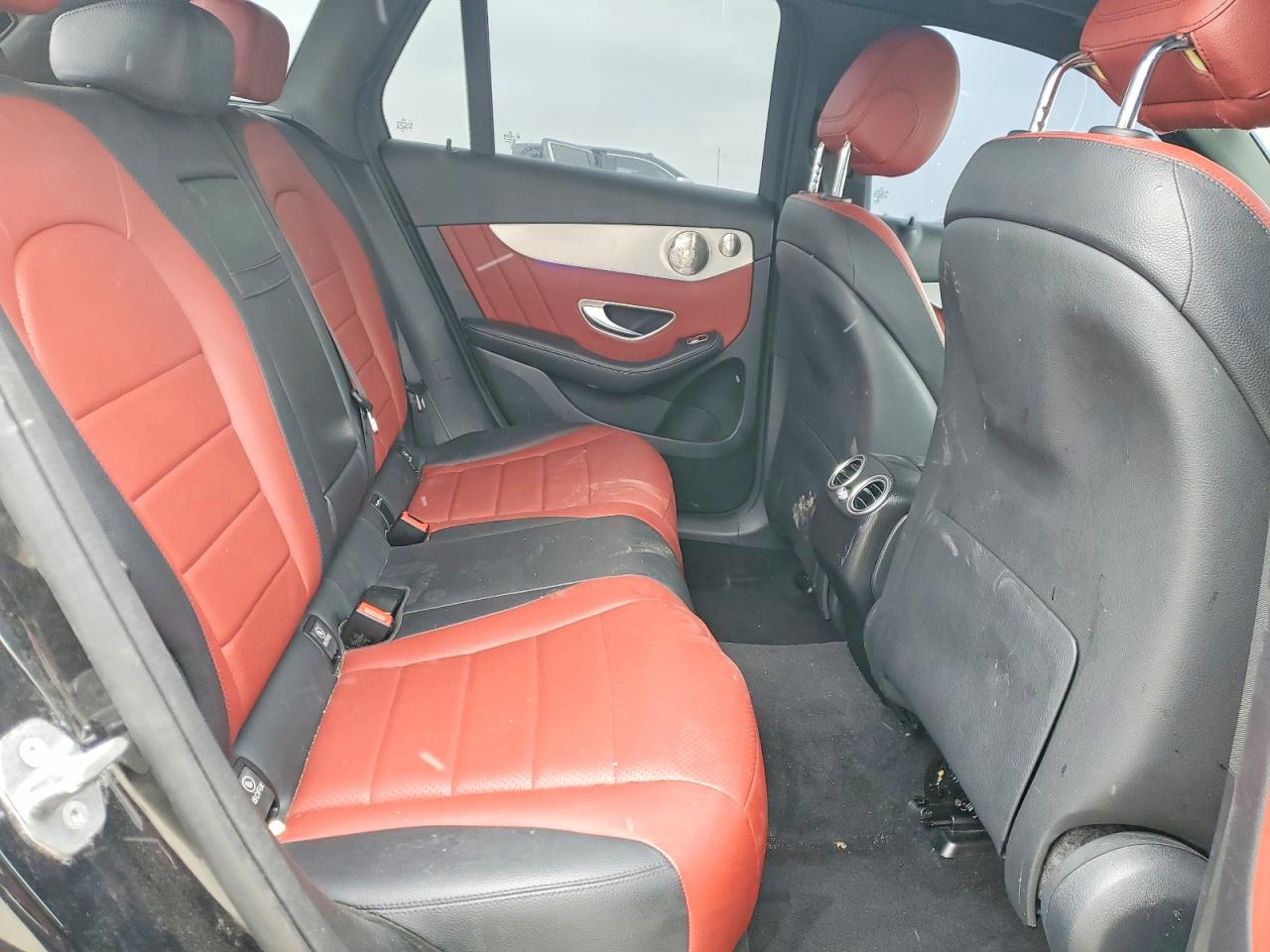 2021 MERCEDES-BENZ GLC 300 photo 31
