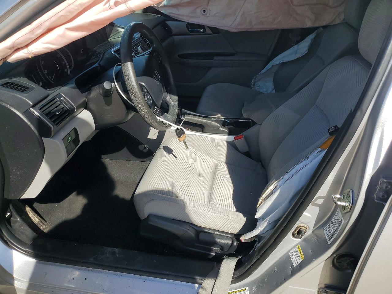 2014 HONDA ACCORD LX photo 19