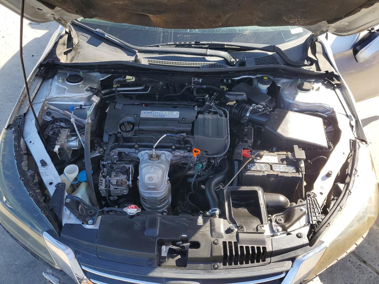 2014 HONDA ACCORD LX photo 31