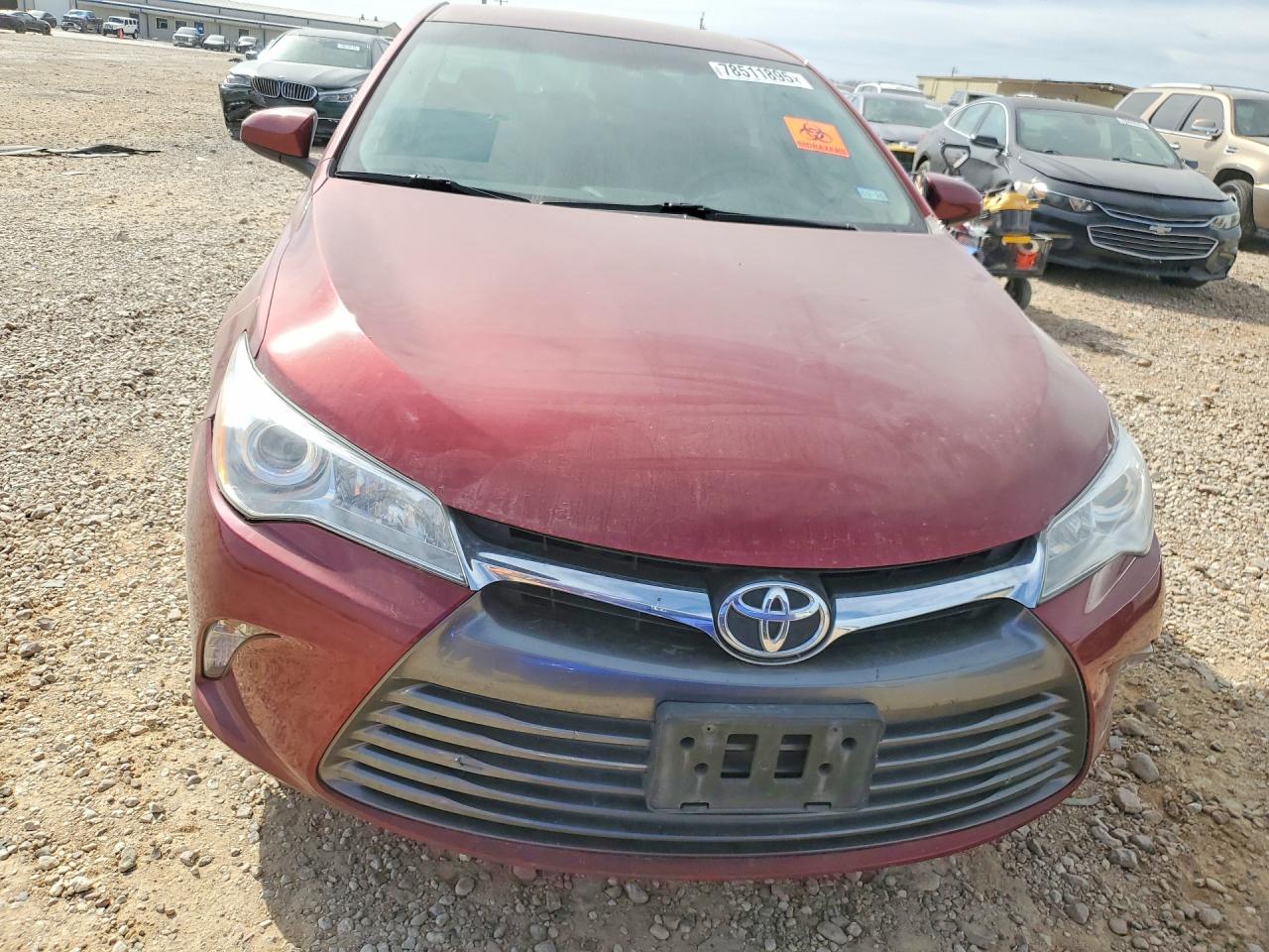 2017 TOYOTA CAMRY LE photo 5