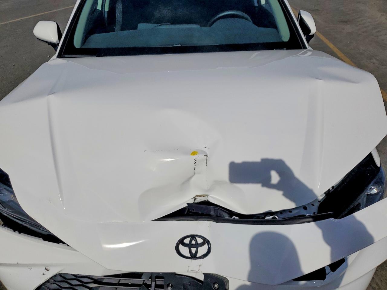2026 TOYOTA CAMRY LE photo 11
