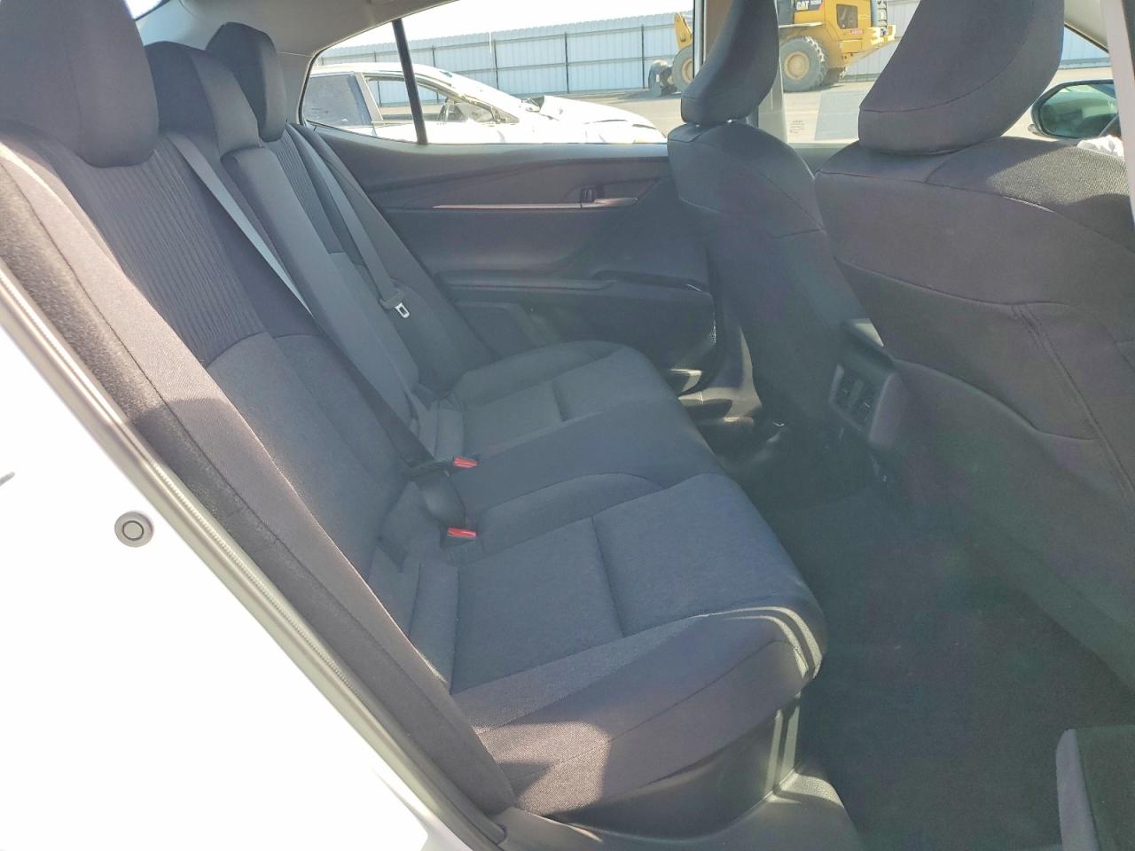 2026 TOYOTA CAMRY LE photo 10