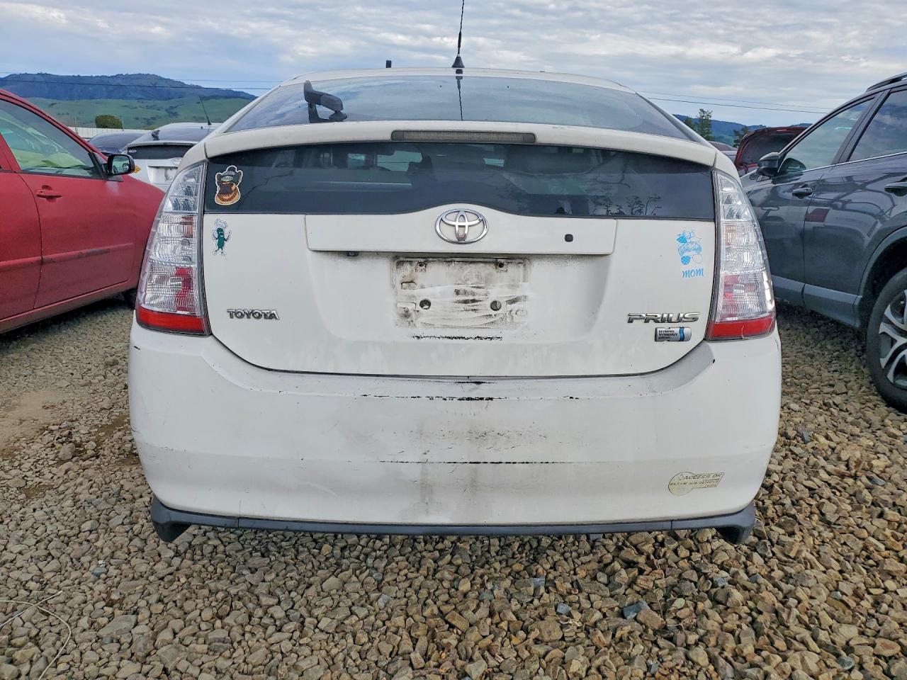 2007 TOYOTA PRIUS BASE photo 6