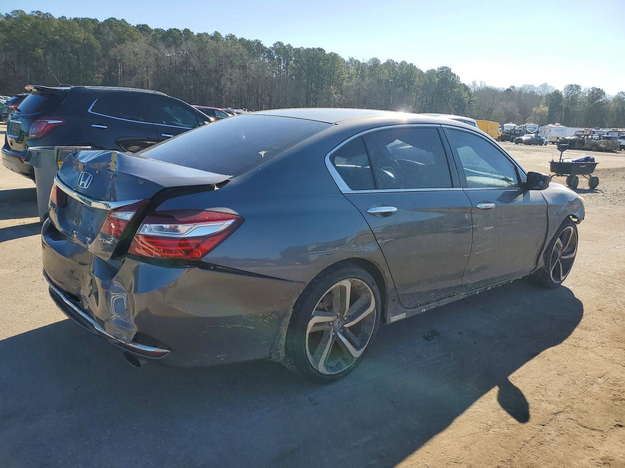 2016 HONDA ACCORD SPORT photo 3