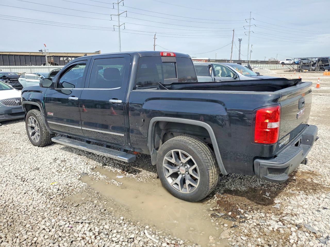 2015 GMC SIERRA K1500 SLE photo 3