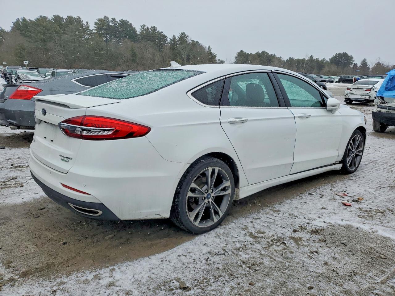 2019 FORD FUSION TITANIUM photo 3