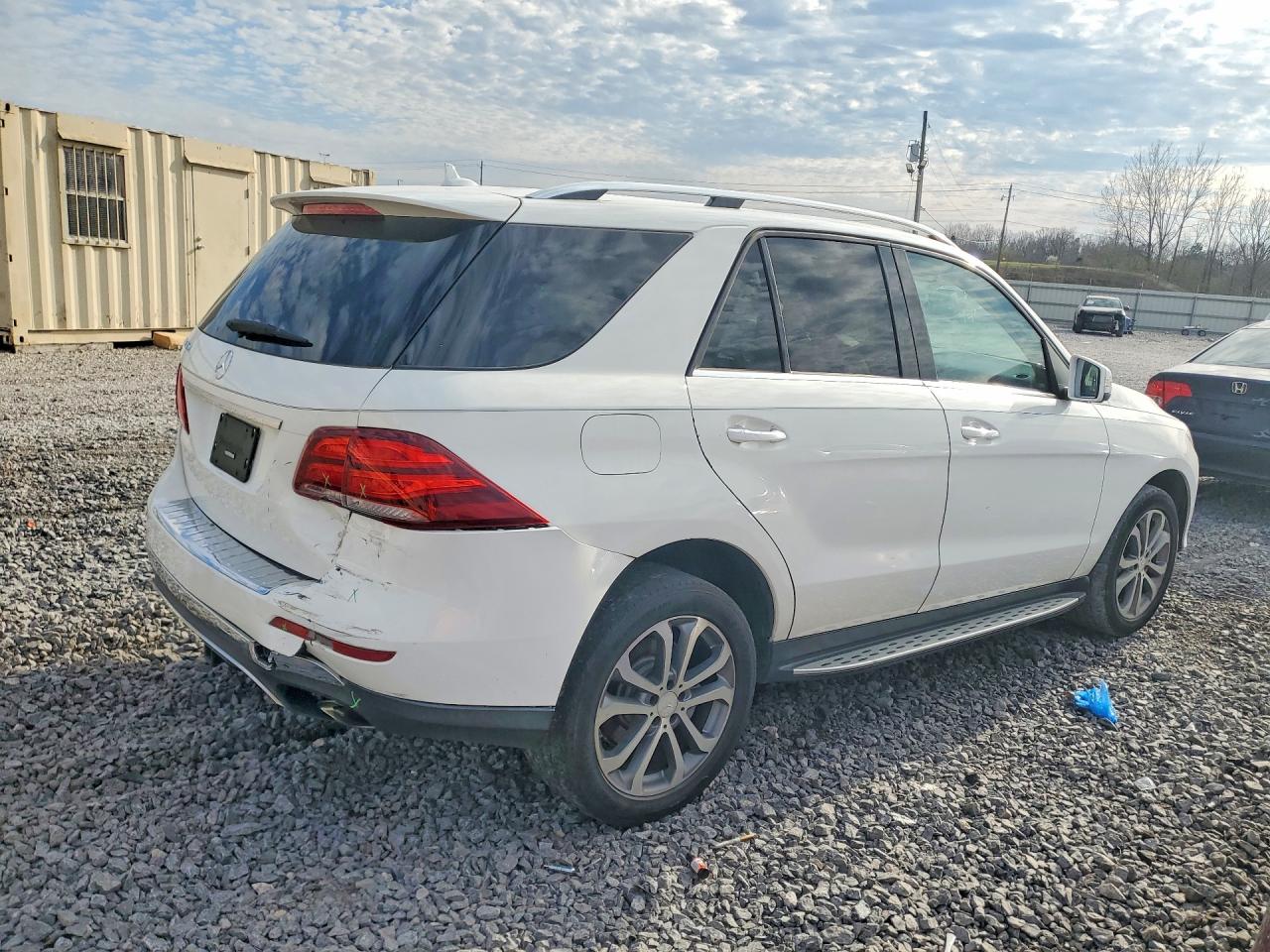 2016 MERCEDES-BENZ GLE 350 photo 5