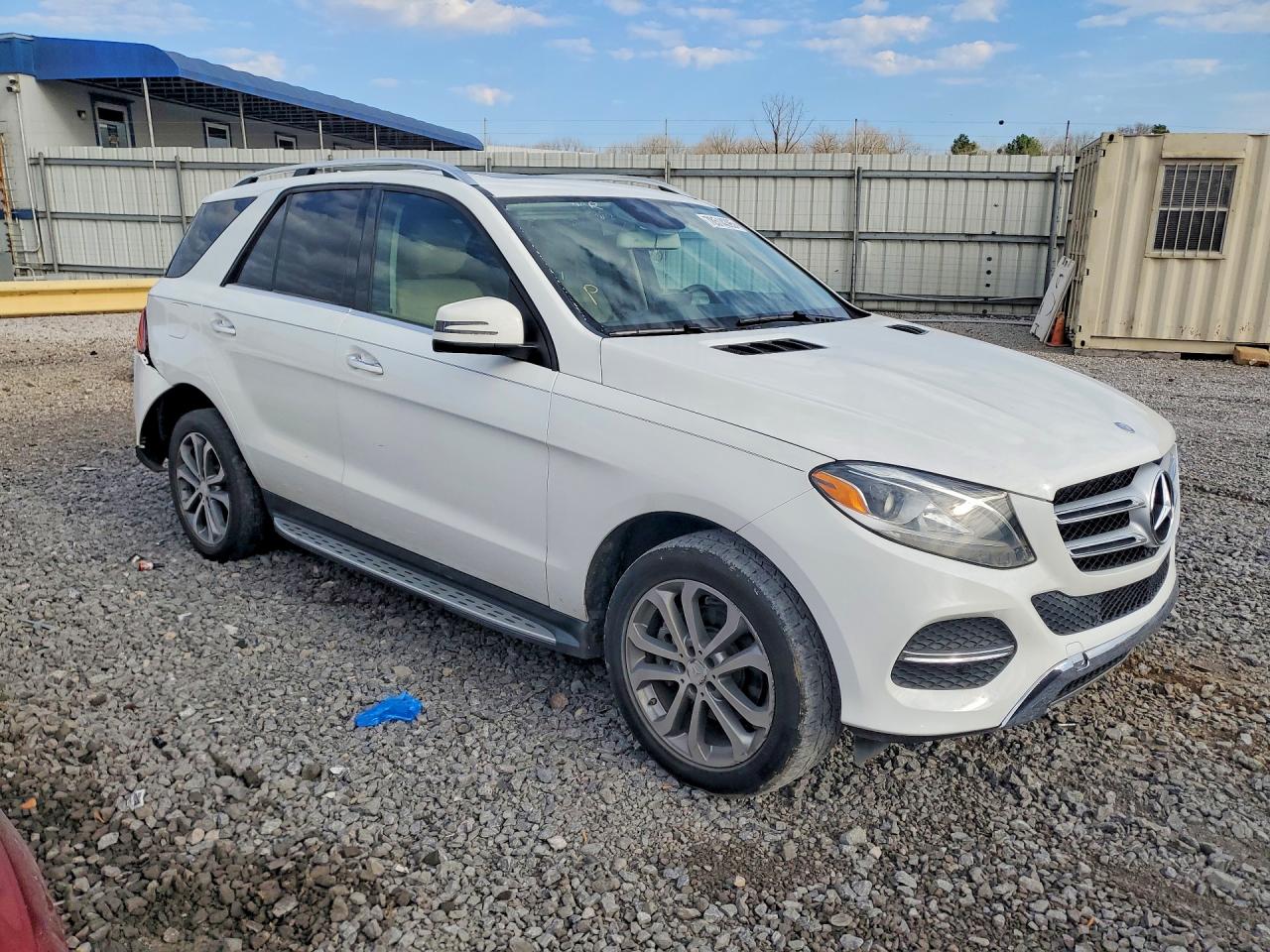 2016 MERCEDES-BENZ GLE 350 photo 7