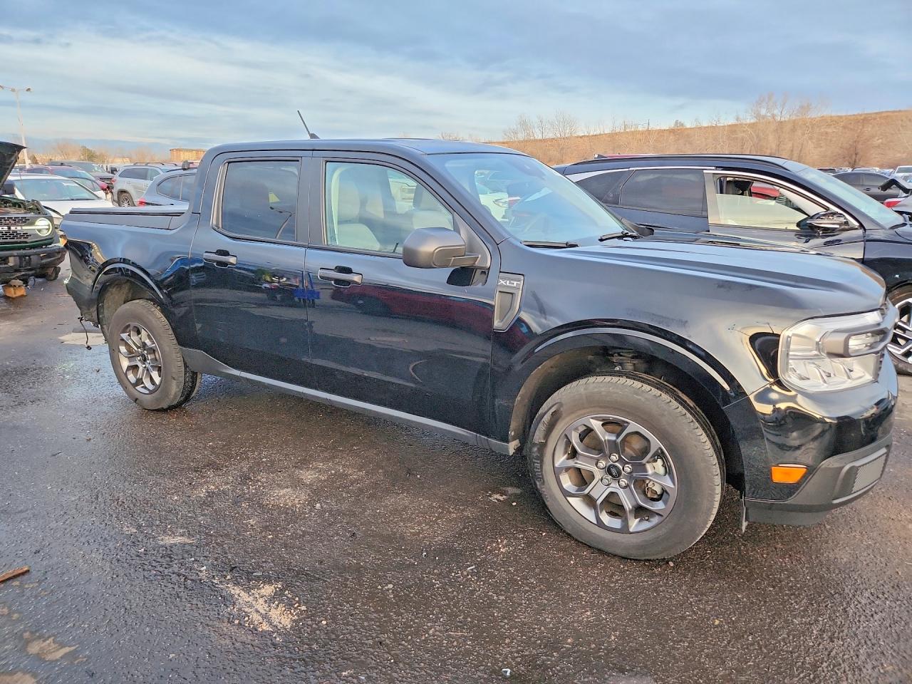2024 FORD MAVERICK XLT photo 4