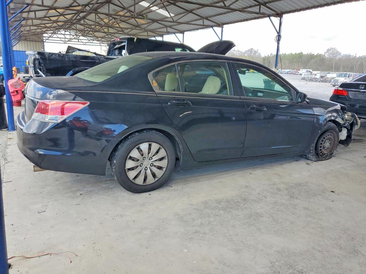 2010 HONDA ACCORD LX photo 5