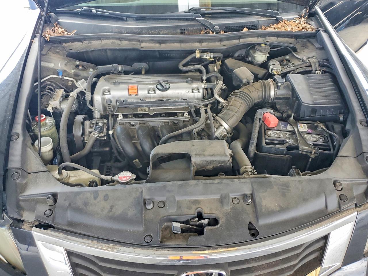2010 HONDA ACCORD LX photo 21