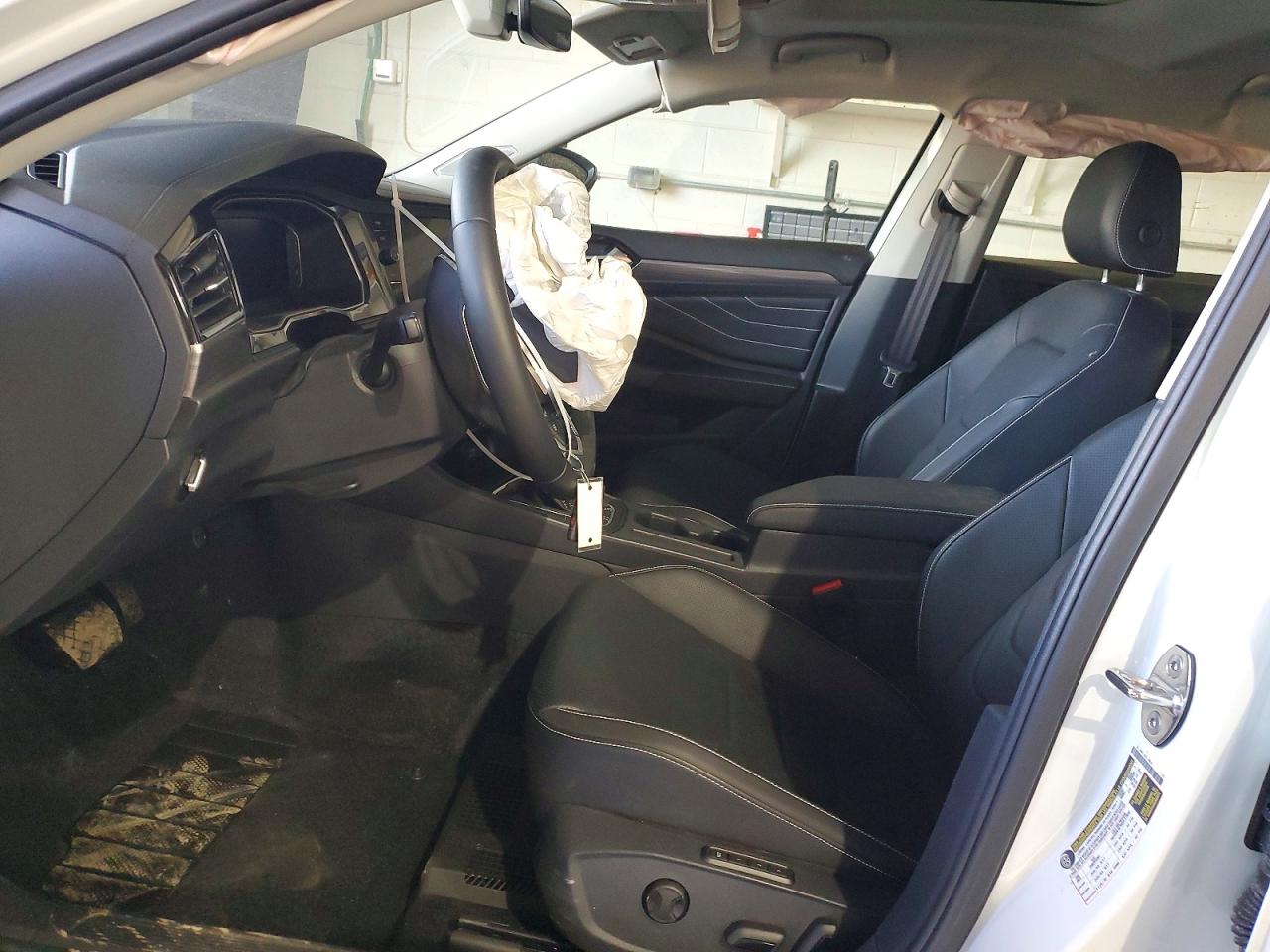 2024 VOLKSWAGEN JETTA SEL photo 7