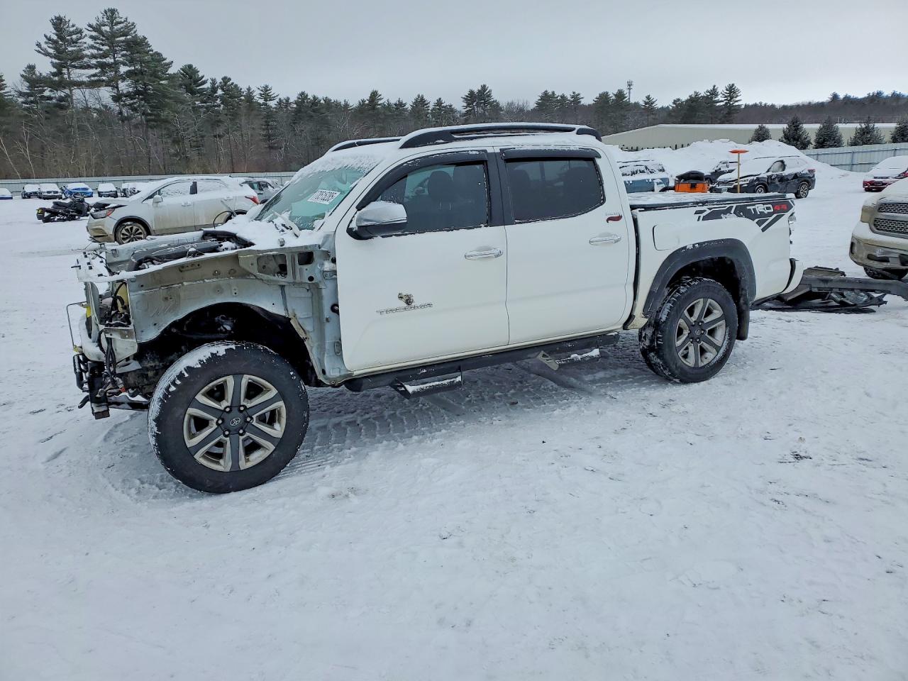 2017 TOYOTA TACOMA