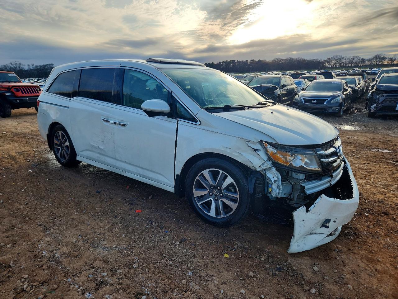 2014 HONDA ODYSSEY TOURING photo 4