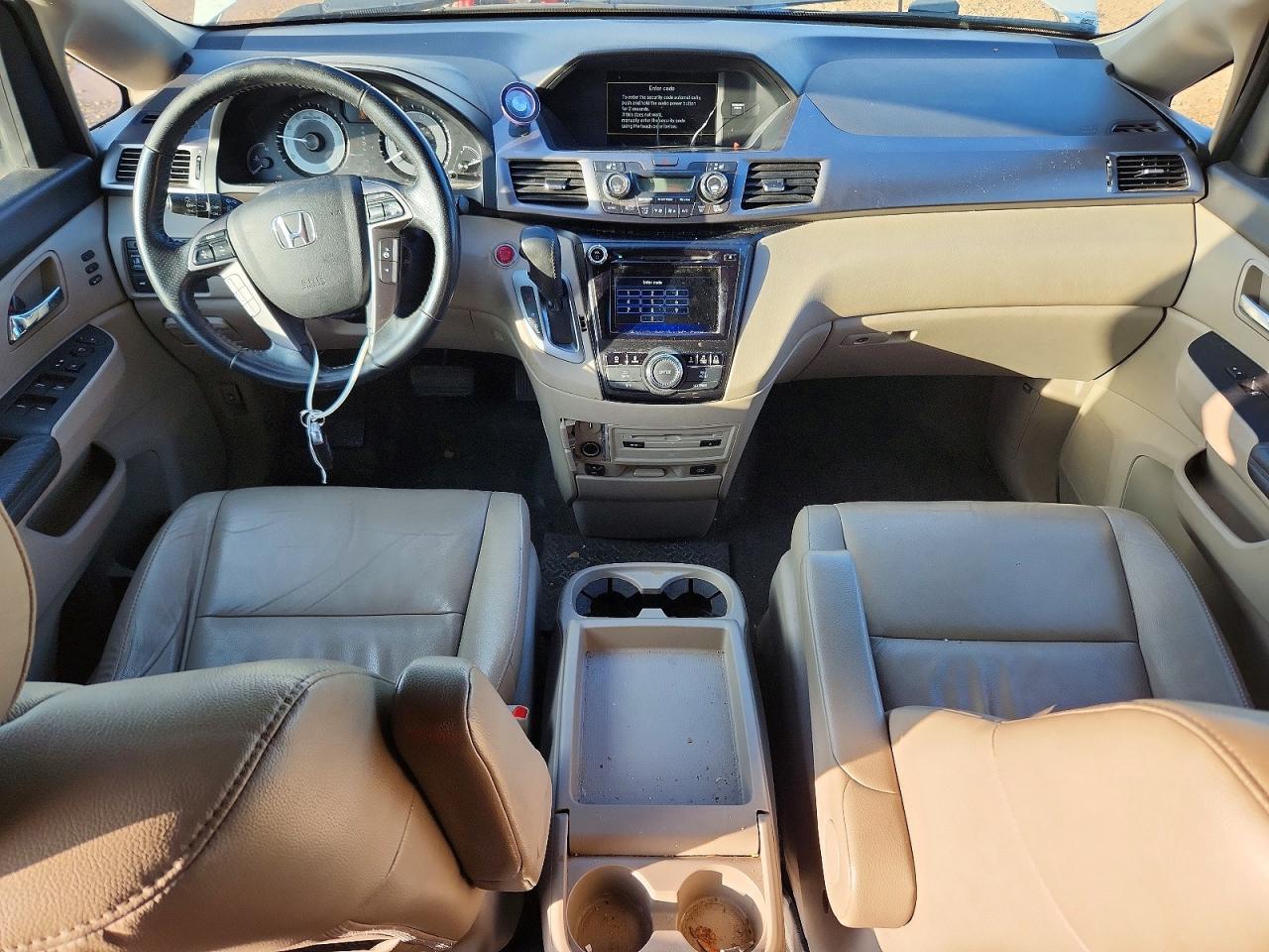2014 HONDA ODYSSEY TOURING photo 8