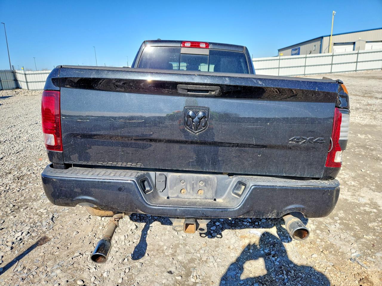 2016 RAM 1500 SPORT photo 16